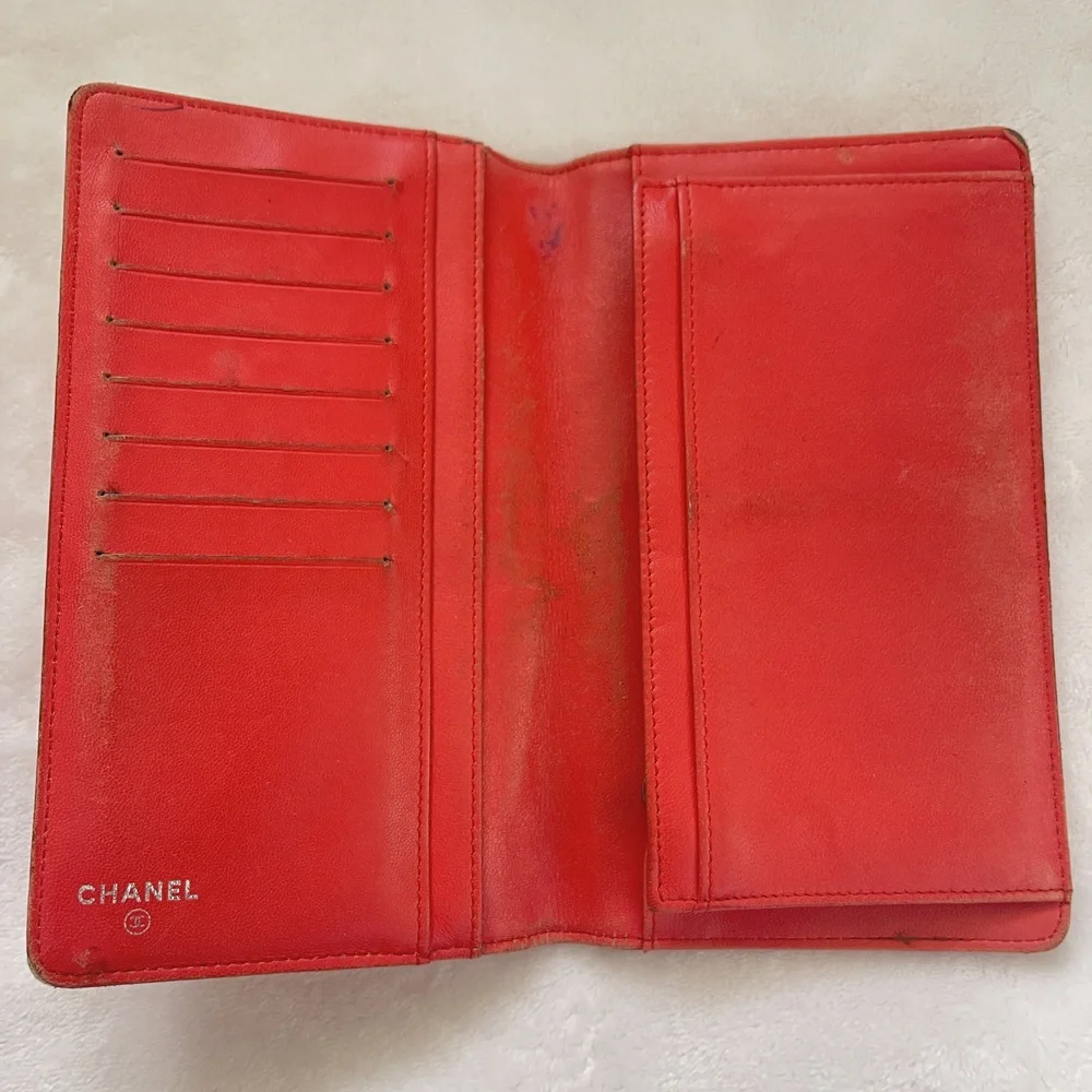 CHANEL Patent Leather Mademoaelle Lucky Symbols Bi-Fold Wallet